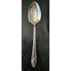 1 Vintage Oneida Community Tudor Queen Bess II Silver Plate 1946 Serving Spoon